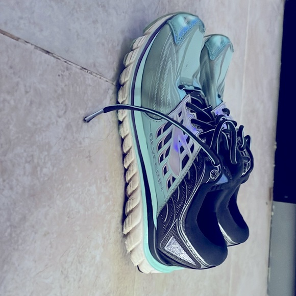 Brooks Women’s Glycerin 14 Green Sz 8.5 US - Picture 2 of 3